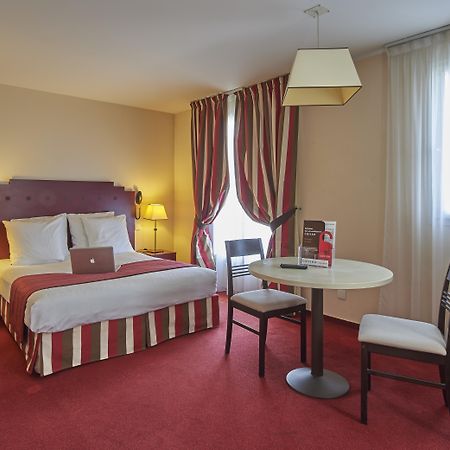 Hotel Cerise Chatou Exterior foto