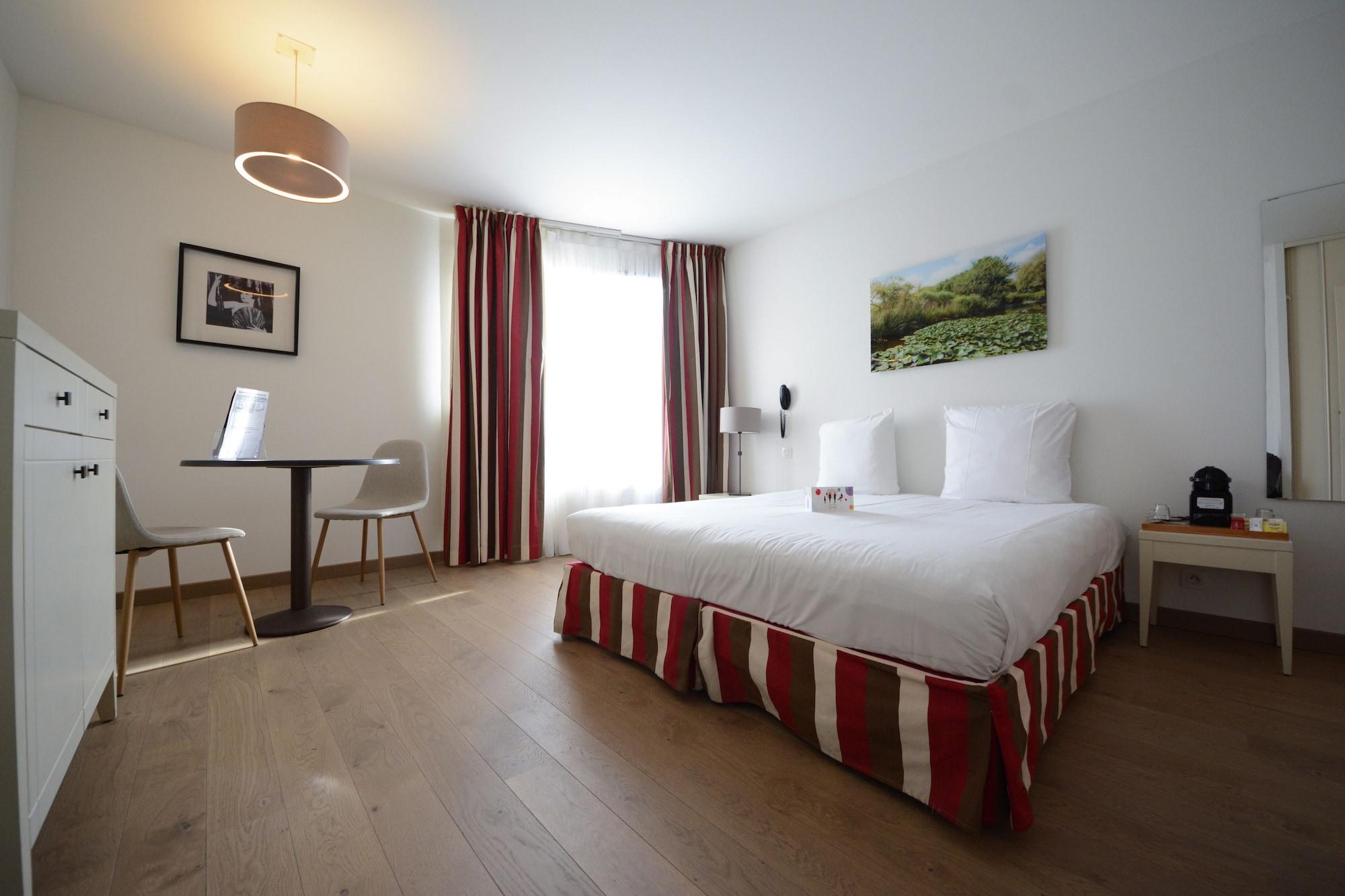 Hotel Cerise Chatou Exterior foto