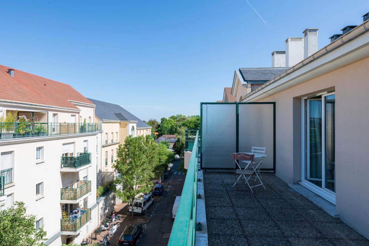 Hotel Cerise Chatou Exterior foto